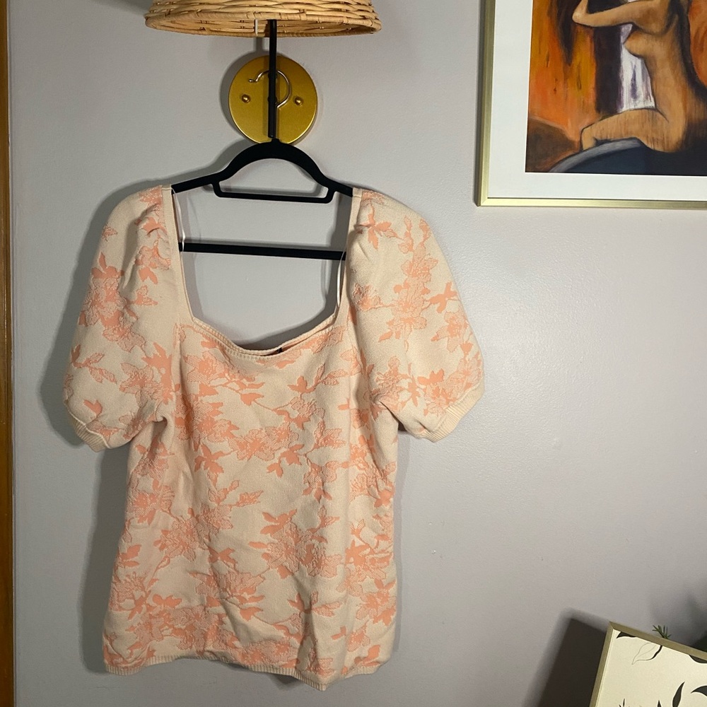 INC knit floral print puff sleeve shirt